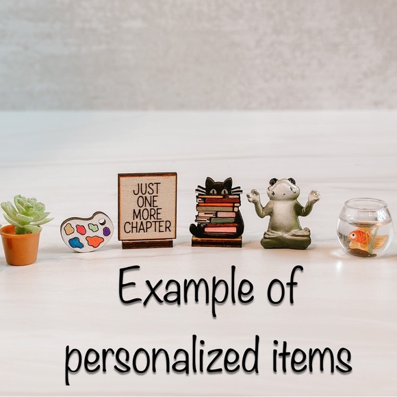 Mini Bookshelf, 3-D Wood Mini Bookshelf, Letter Bookshelf, Book Lover, Letter M - Picture 3 of 3